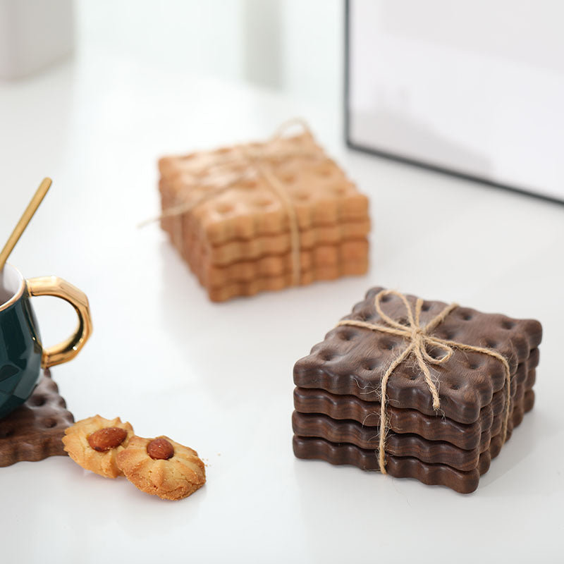 Crunchy Walnut Biscuit Coaster Set (4pcs)