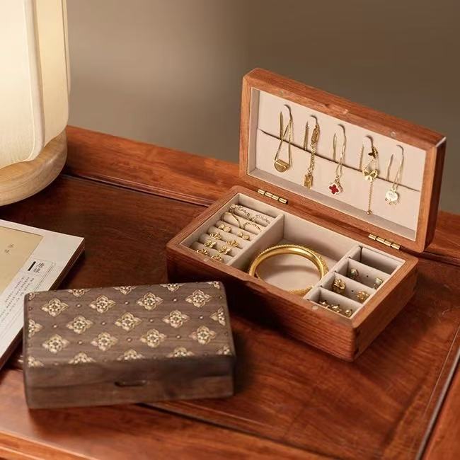 Maison Retro Style Solid Wood Jewelry Storage Box