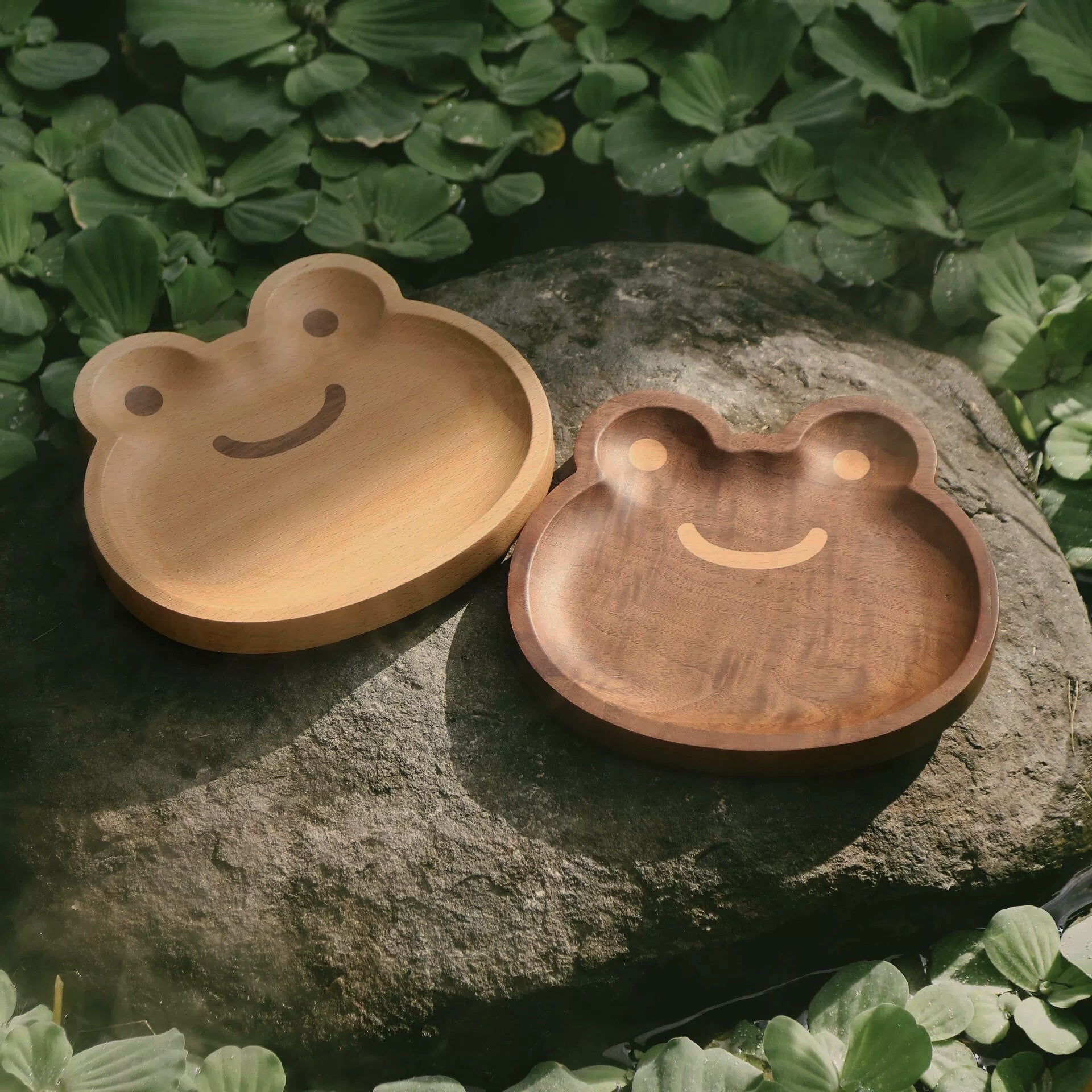 Frog Solid Walnut Plate