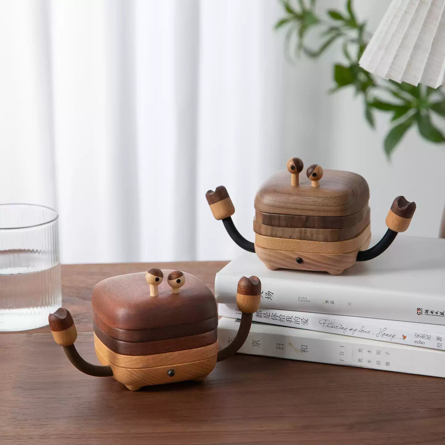 Crab Solid Wood Coaster Set