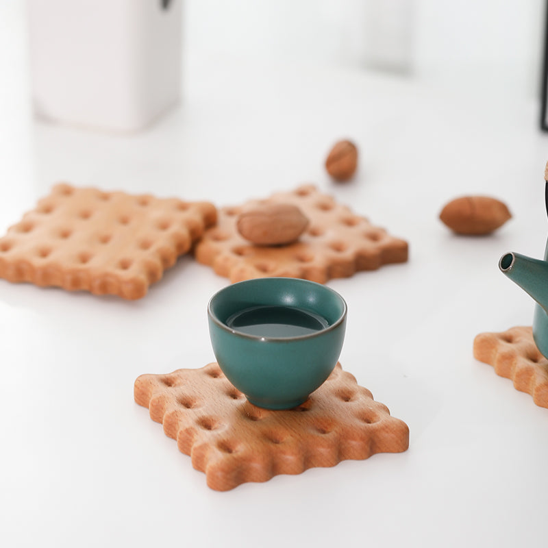 Crunchy Walnut Biscuit Coaster Set (4pcs)