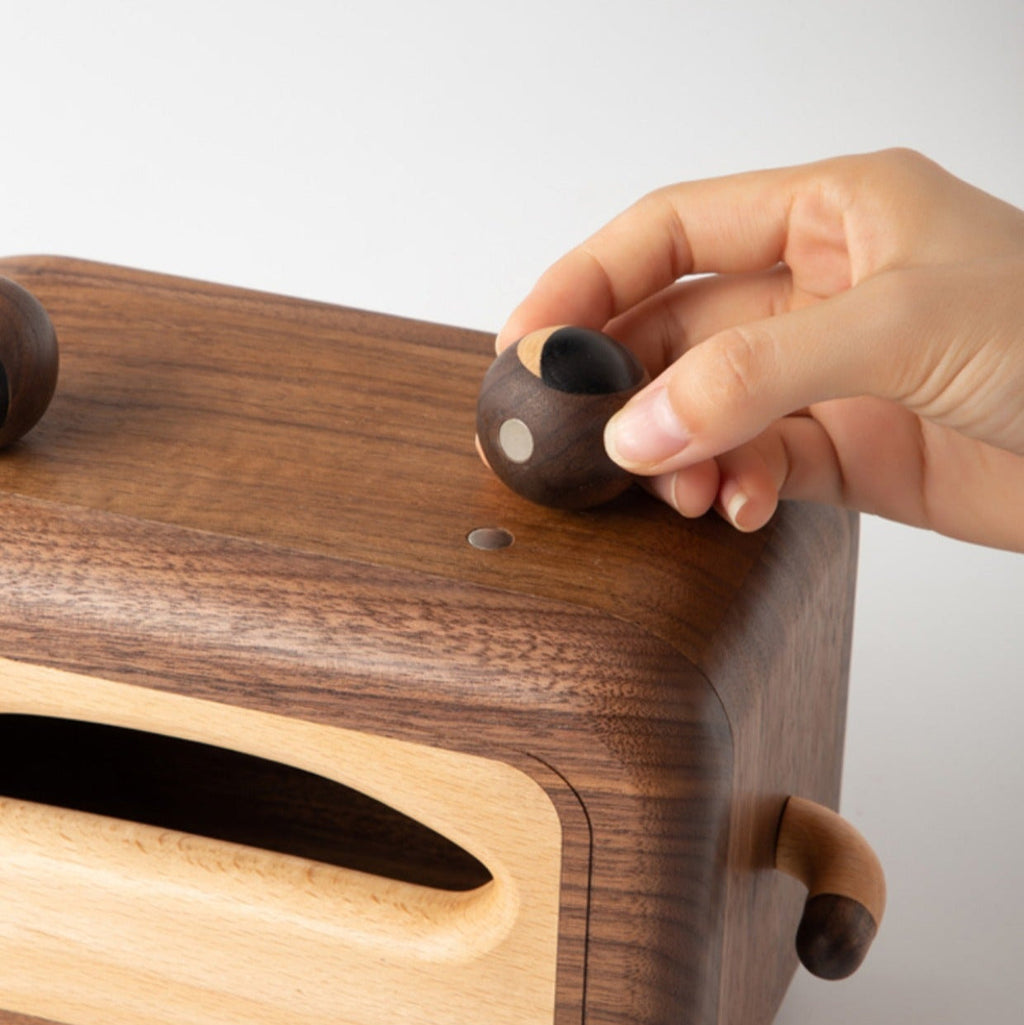 GuaGua Walnut Tissue Box