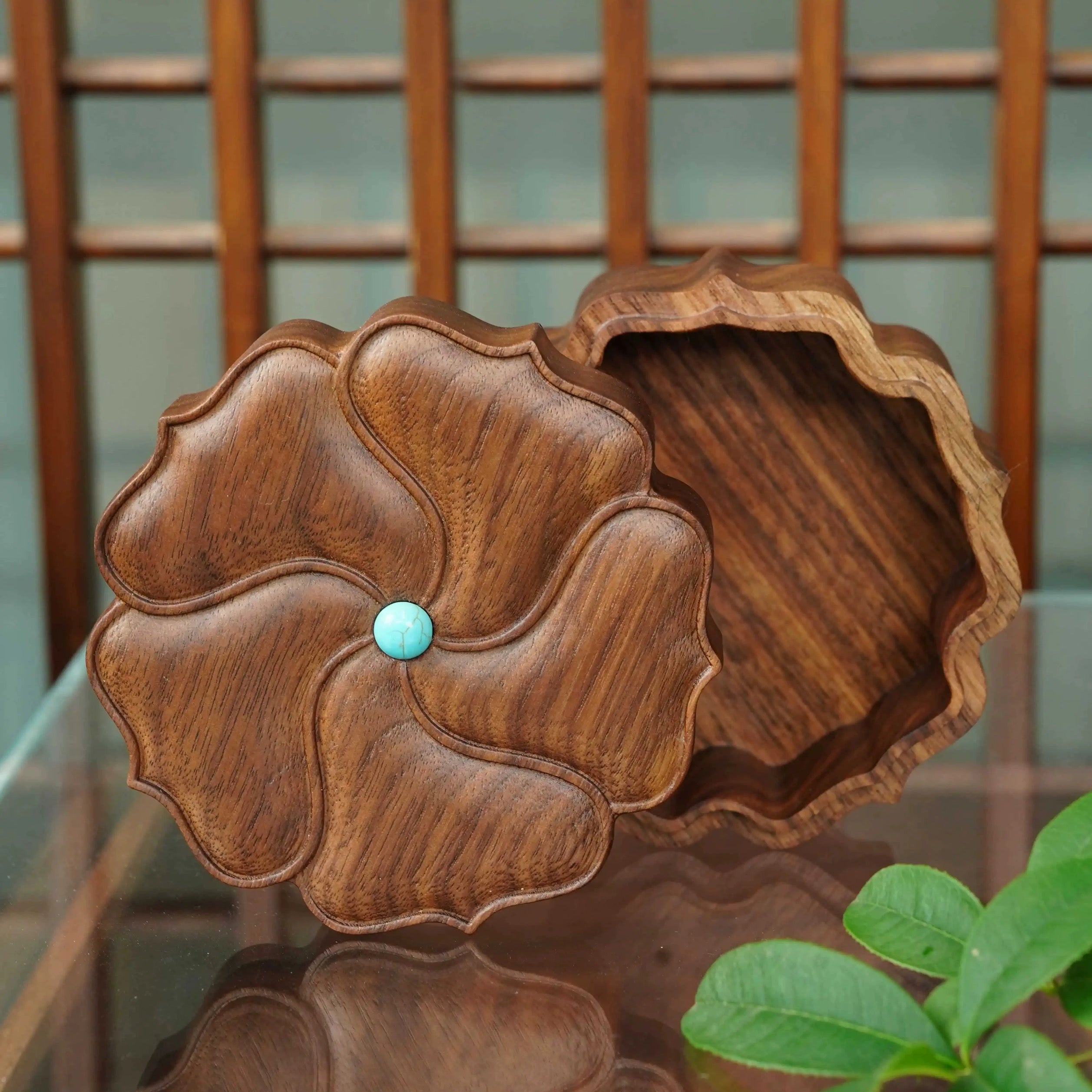 Blossom Retro Style Walnut Jewelry Box