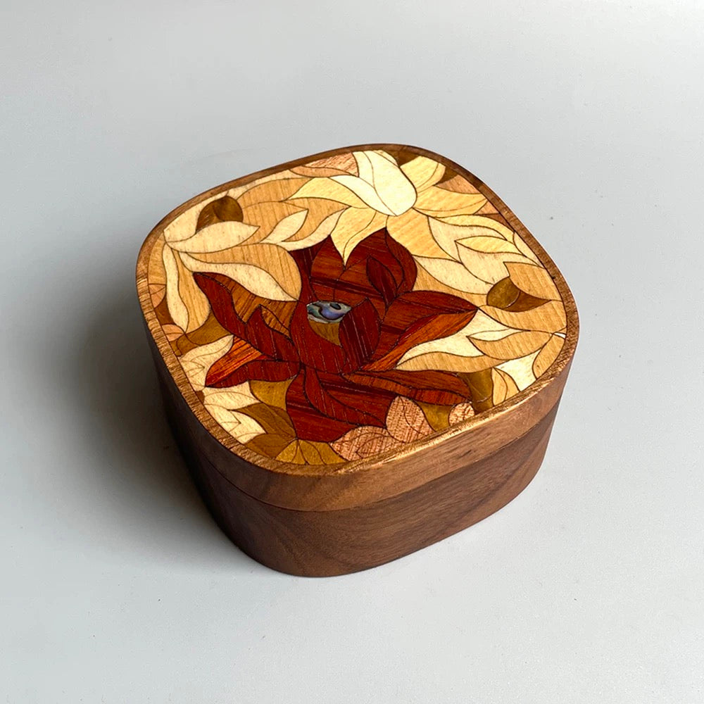Inlaya Handmade Walnut Retro Magnetic Jewelry Box