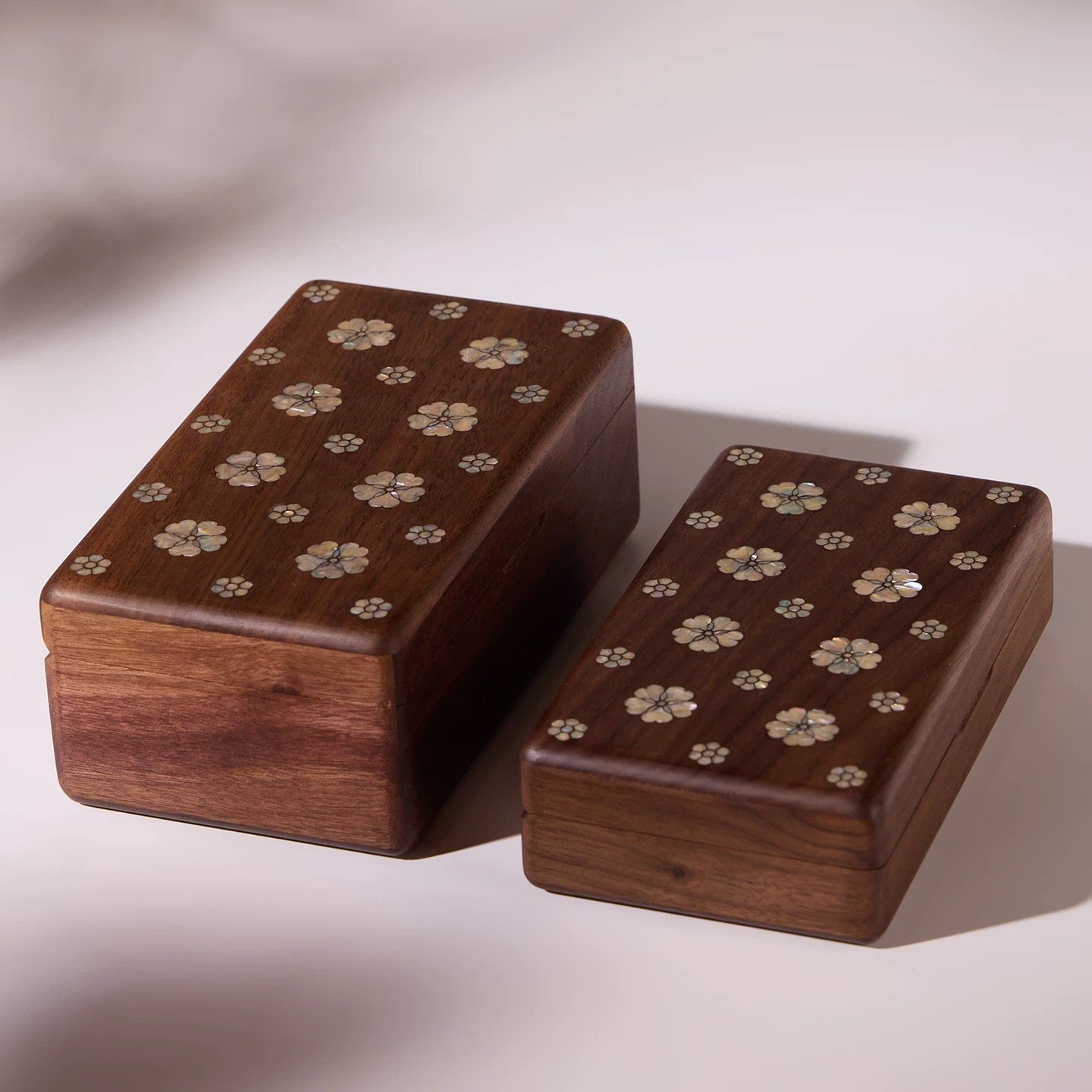 Vela Mother-of-Pearl Inlaid Jewelry Box