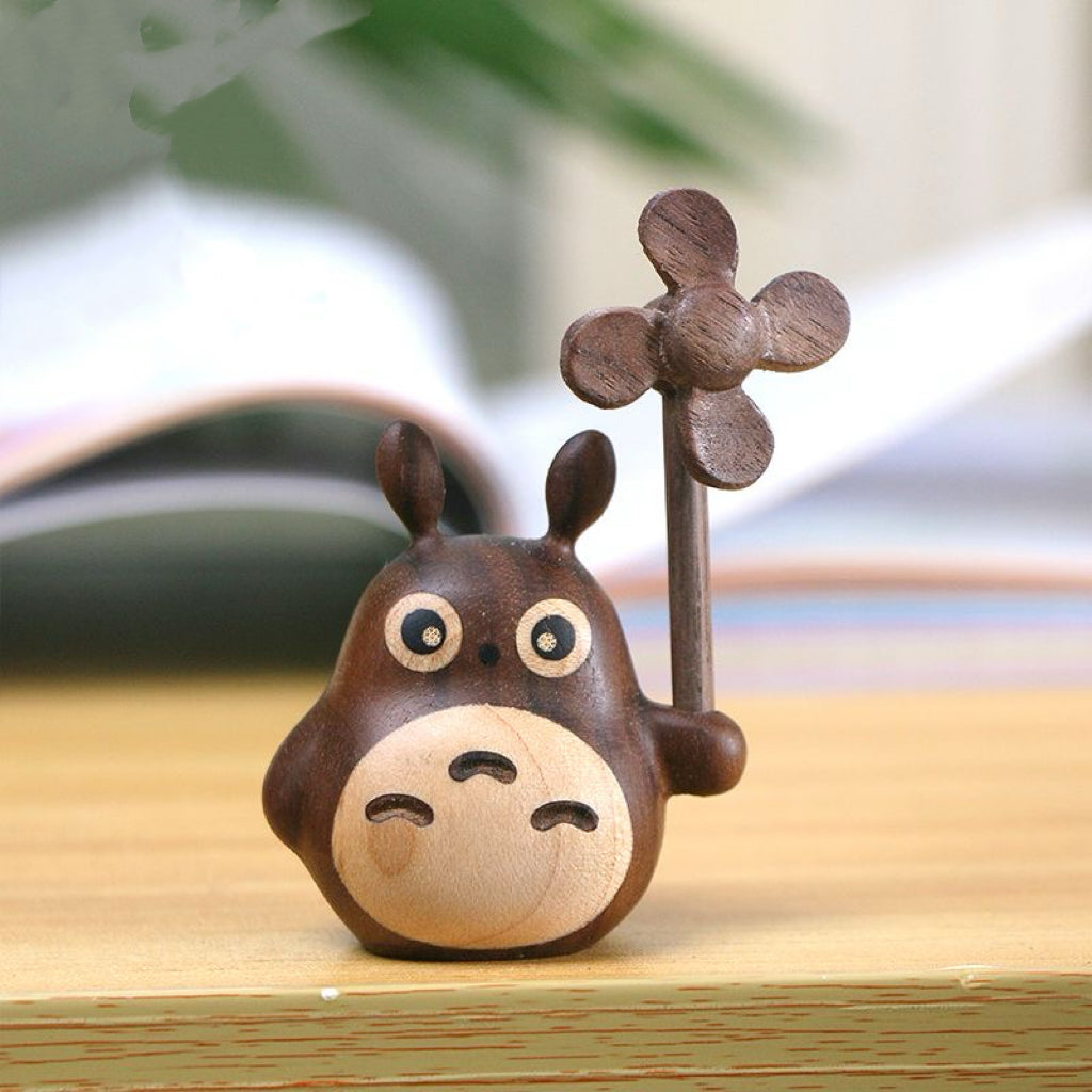 Toto Walnut Ornament with Windmill