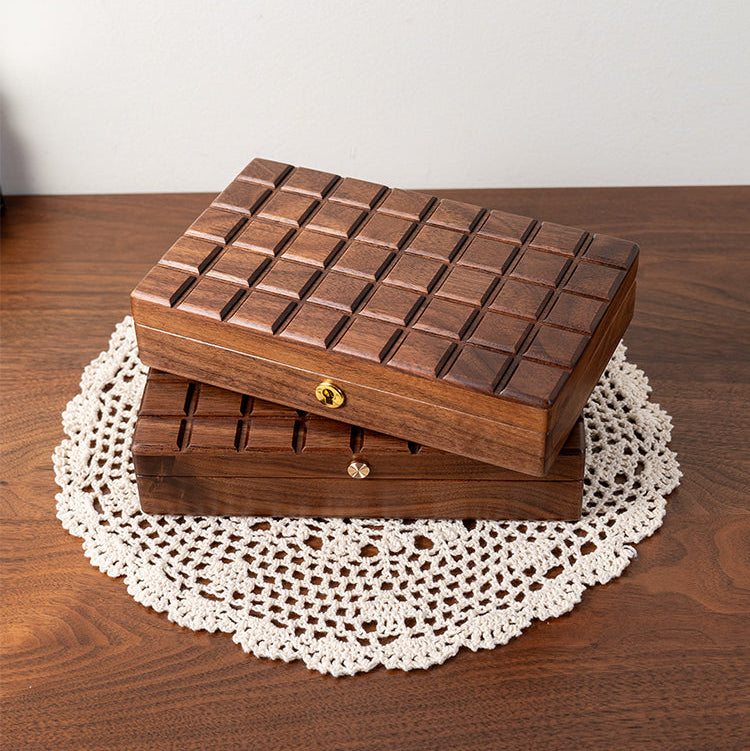 Lunara Chocolate Black Walnut Jewelry Box