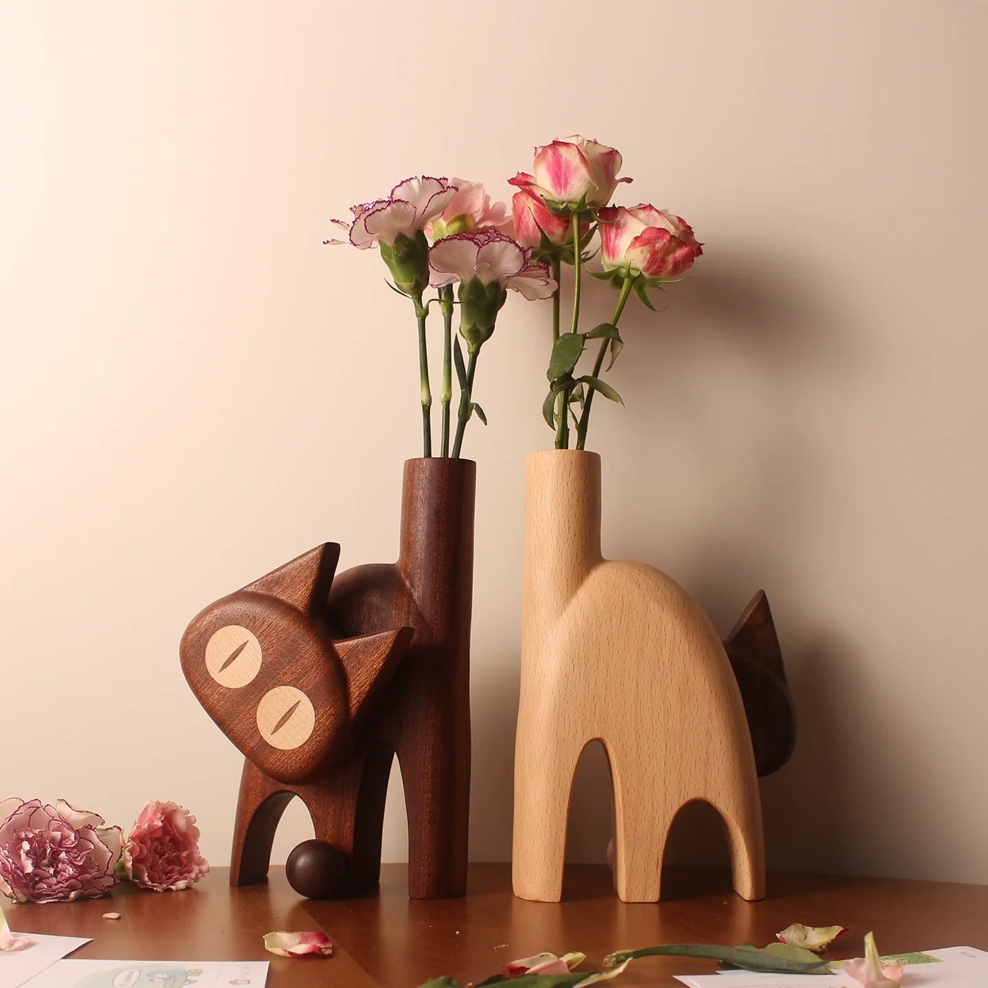 Meow Natural Wooden Flower Vase