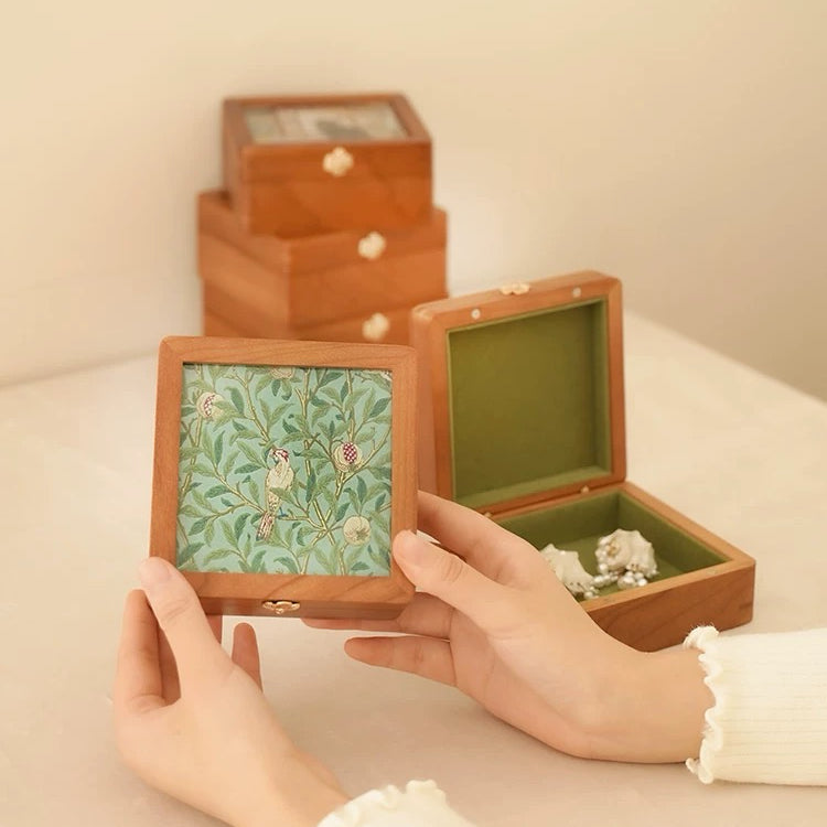 Merrin Solid Cherry Wood Jewelry Box With Creative Art Glass-Top