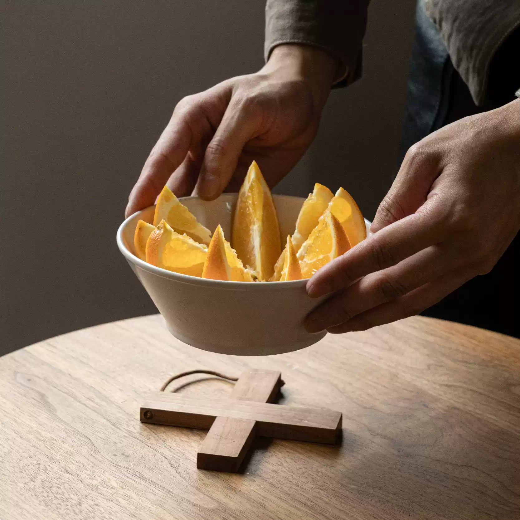 Cross Solid Wood Heat-Resistant Trivet