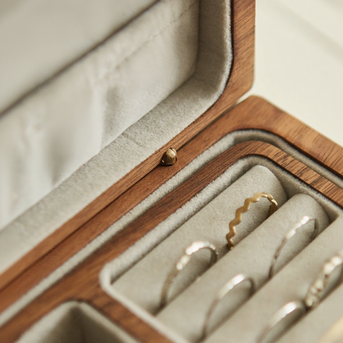 Lyra Walnut Velvet Double-Layer Jewelry Box