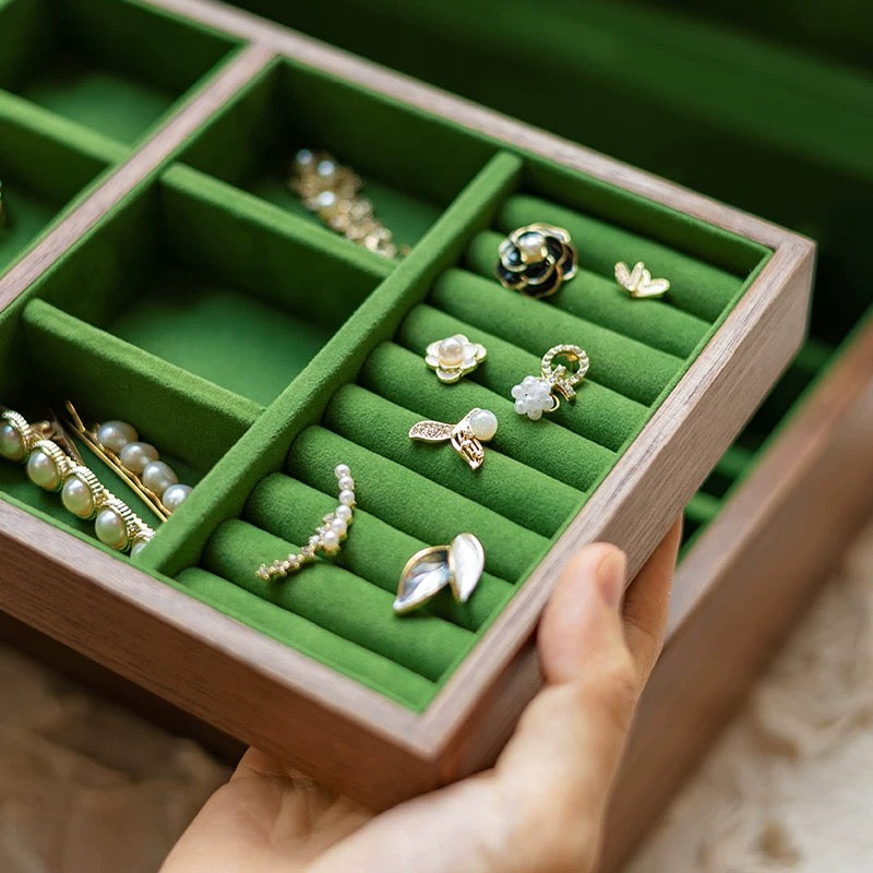 Verdura Solid Walnut Double-Layer Jewelry Box