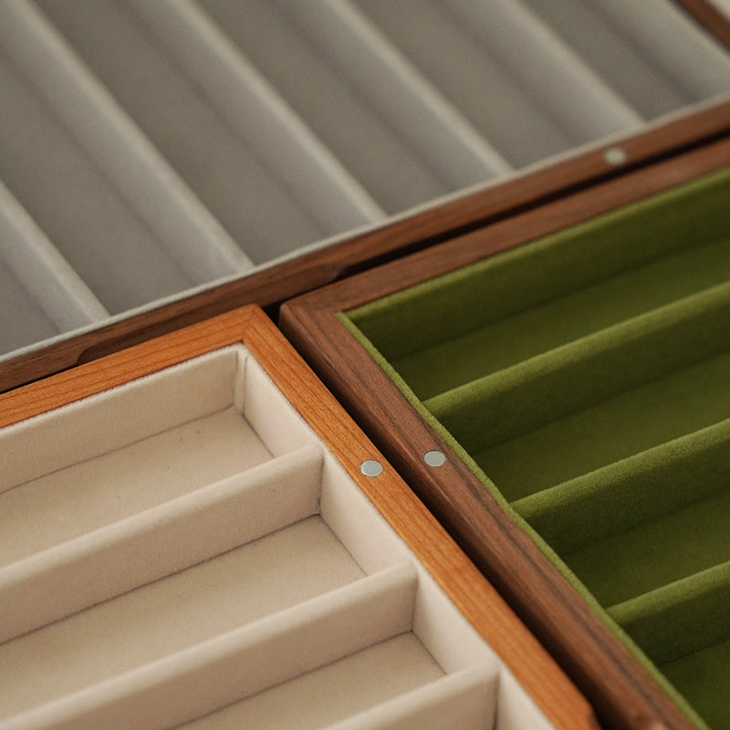 Fendry Solid Wood Necklace Jewelry Box With Glass Lid