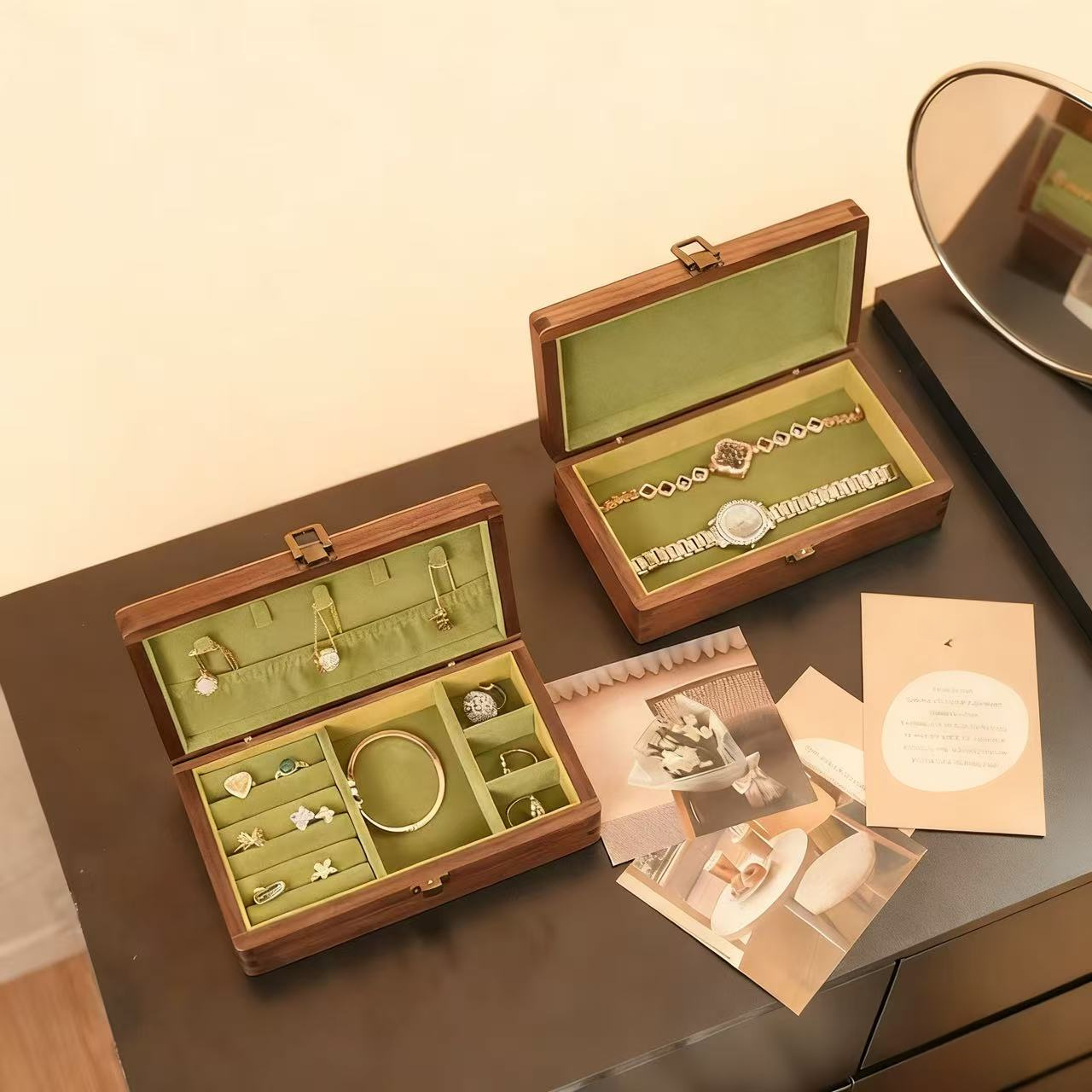 Emerald Minimalist Walnut Jewelry Box