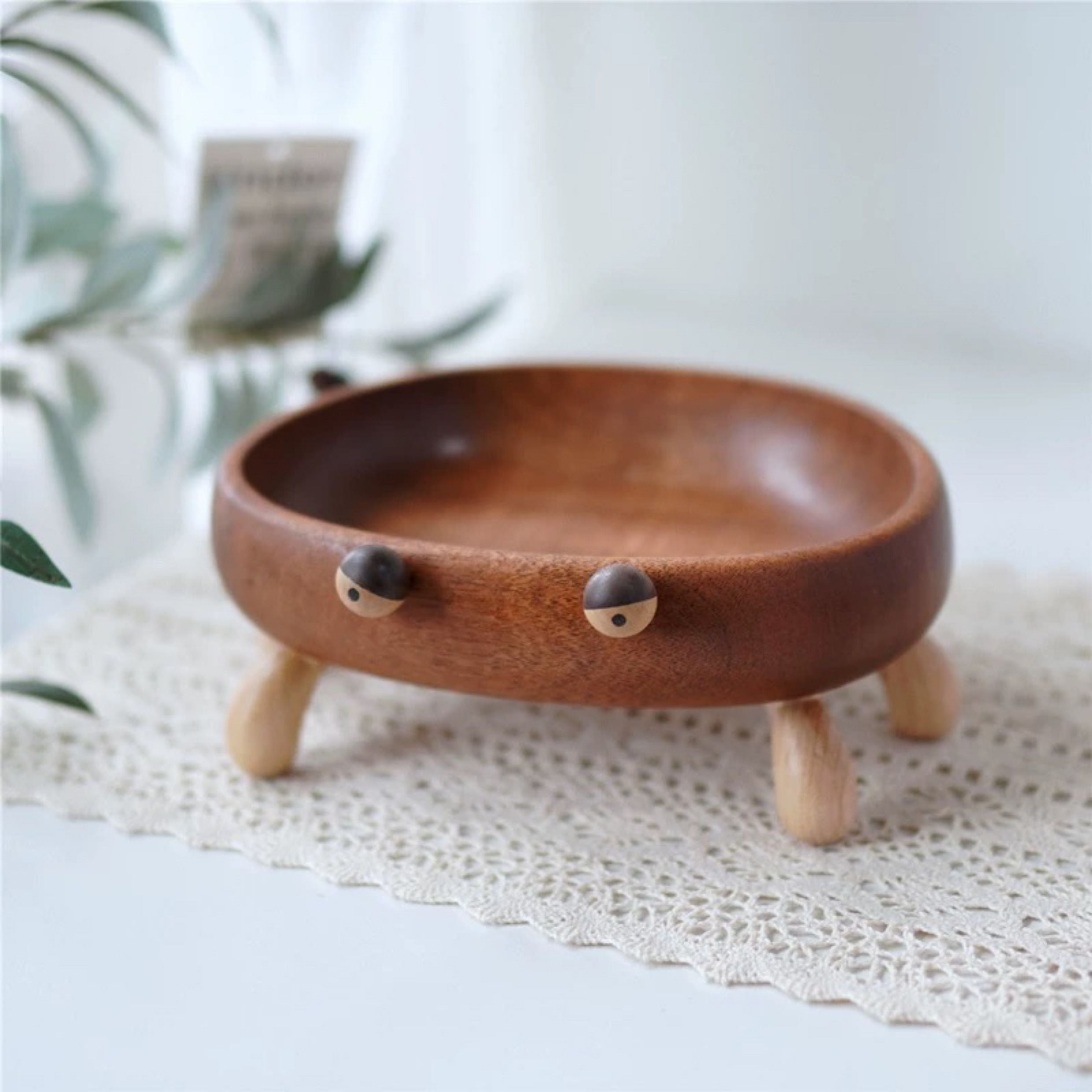Crab Walnut Catchall Tray
