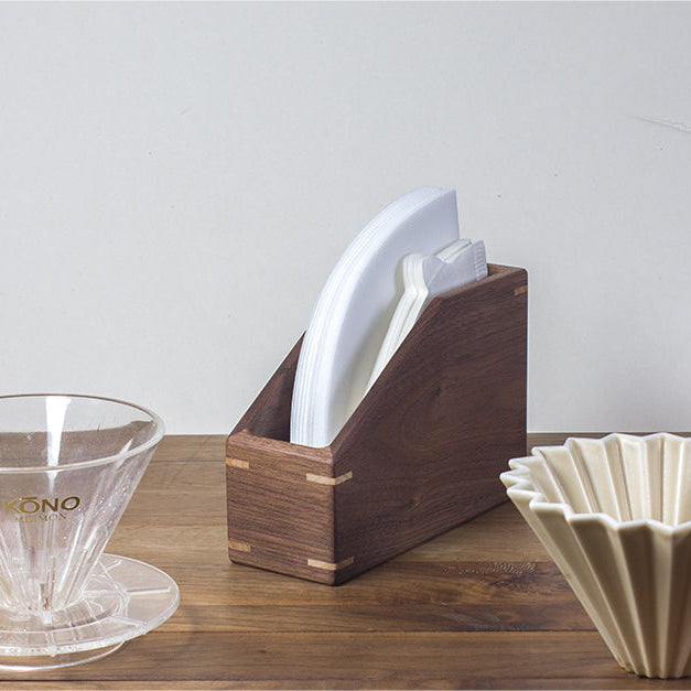 KAVÉ Walnut V60 Coffee Filter Paper Holder