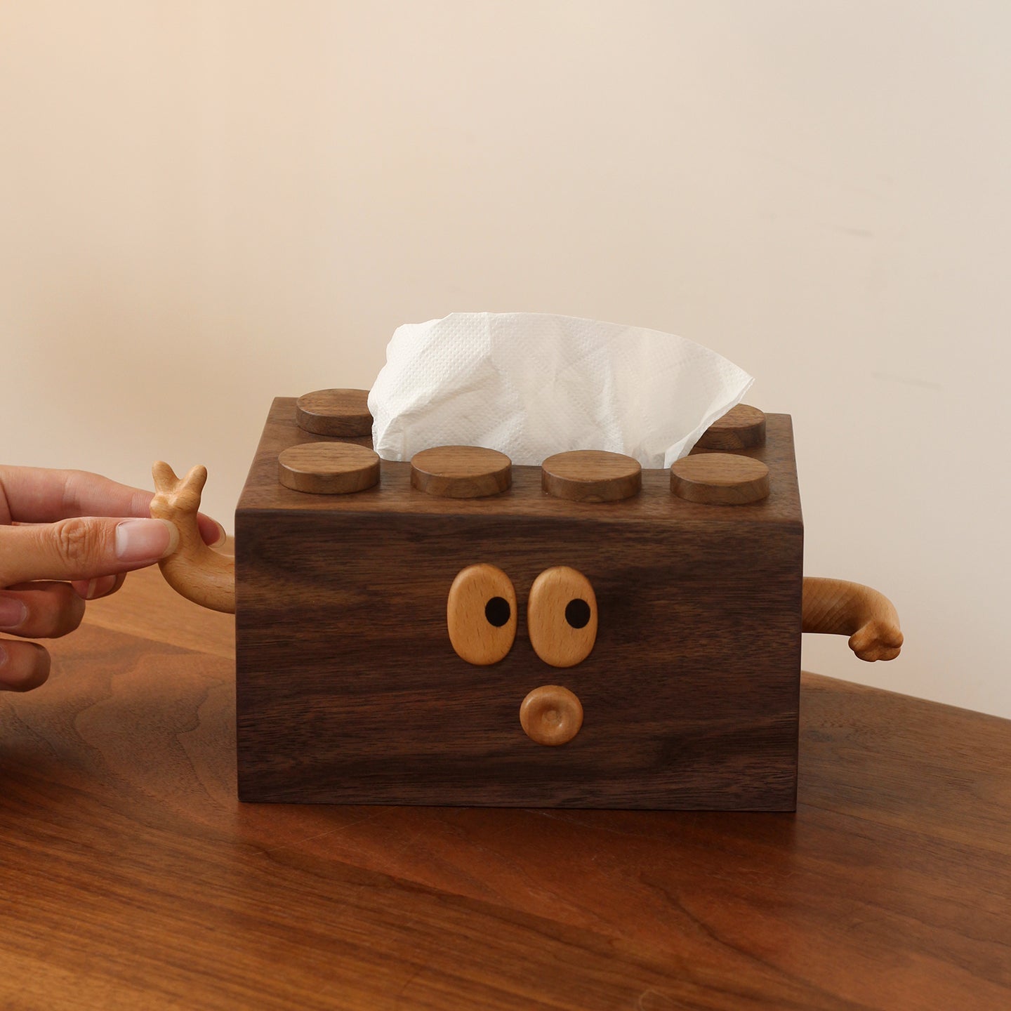Pouty Walnut Tissue Box