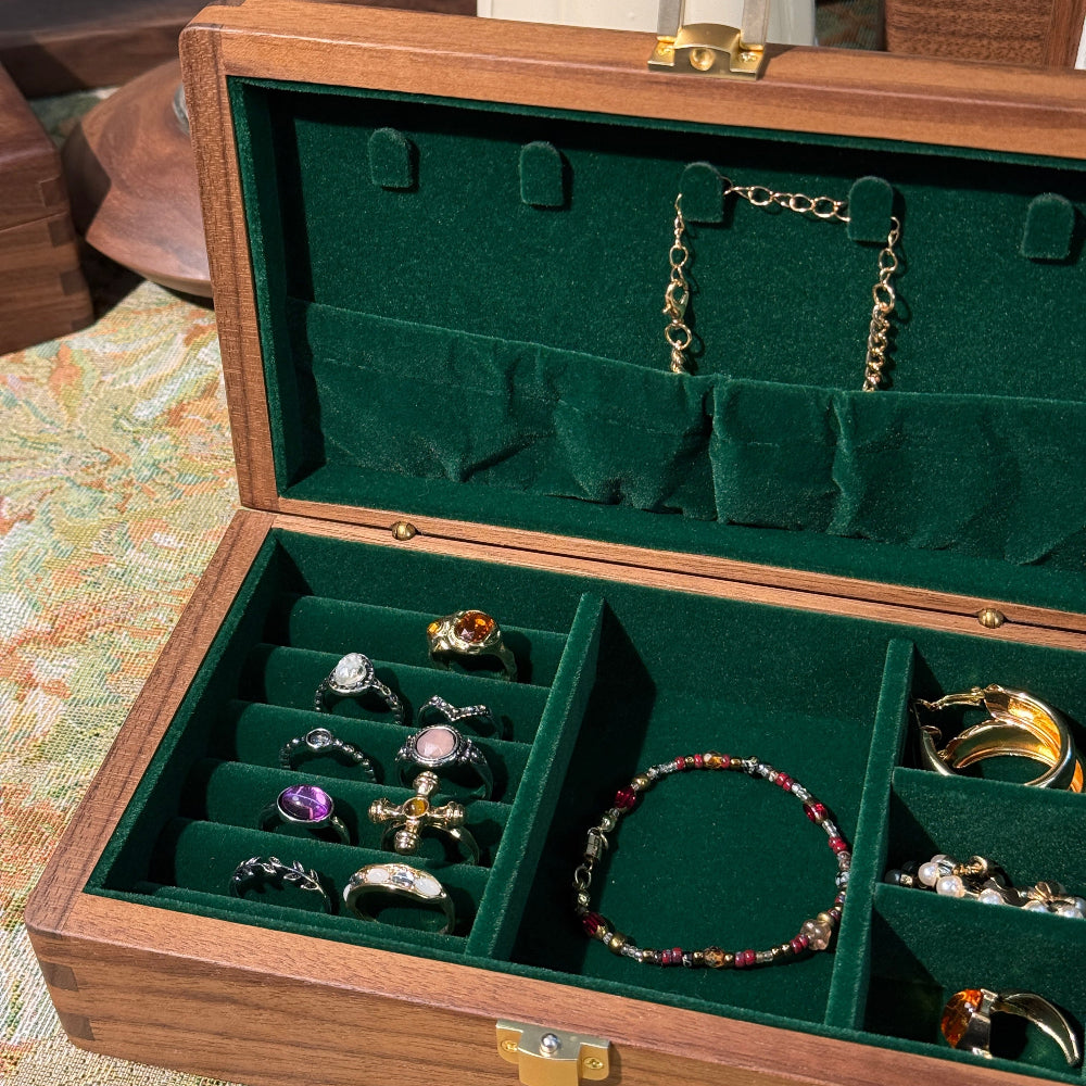 Emerald Minimalist Walnut Jewelry Box