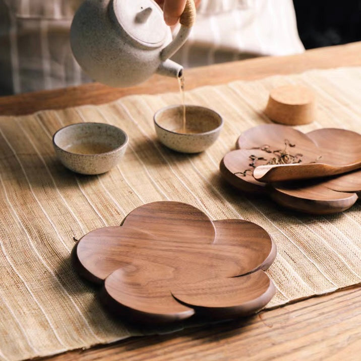 Petal Walnut Coaster Set (4 pcs)